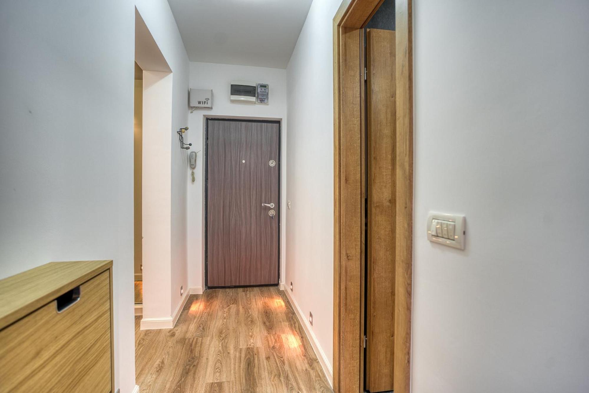 City Chic Retreat: Newly Renovated 1Br Apartment Bukarest Exterior foto