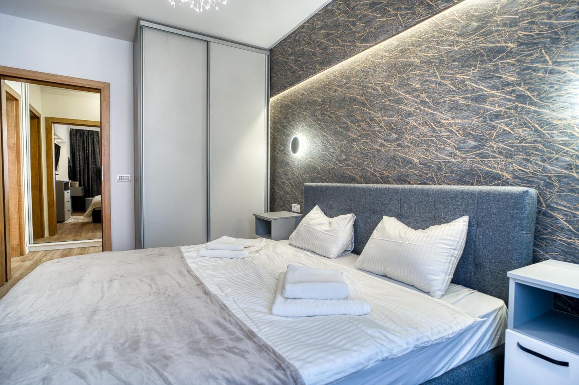 City Chic Retreat: Newly Renovated 1Br Apartment Bukarest Exterior foto