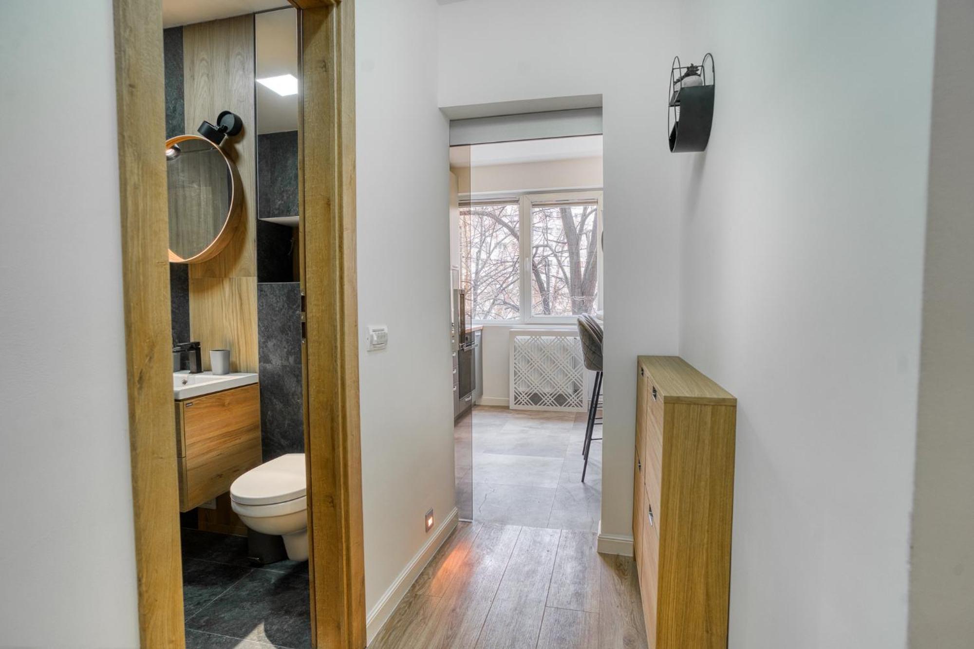 City Chic Retreat: Newly Renovated 1Br Apartment Bukarest Exterior foto