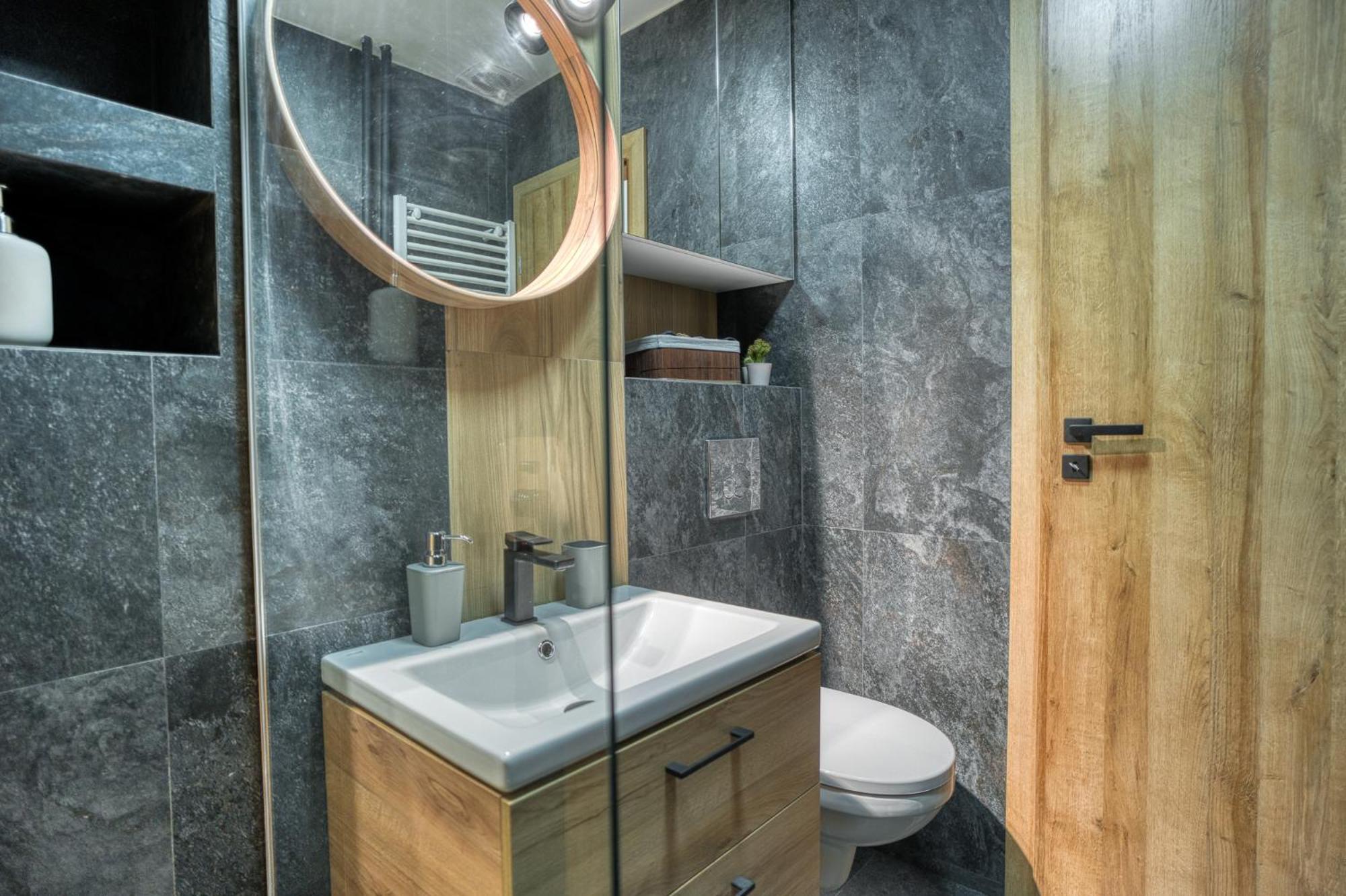 City Chic Retreat: Newly Renovated 1Br Apartment Bukarest Exterior foto